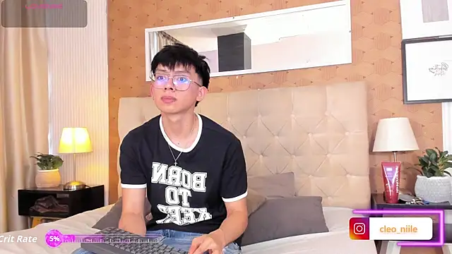 liam twiink online show from December 16, 9:55 pm