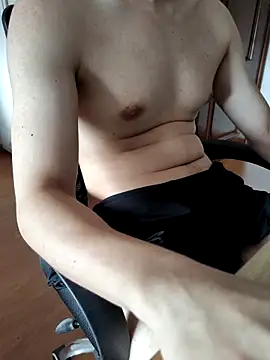 aboy 001 online show from September 28, 2:42 am