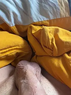 Snapshot of geilerbigdick02 chatting on November 1, 10:08 am geilerbigdick02 online show from November 1, 10:08 am