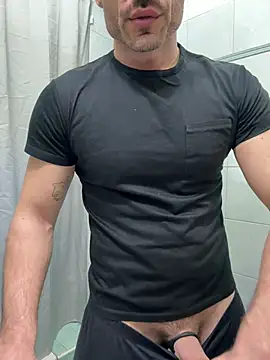 giovan2020 online show from February 26, 11:17 pm