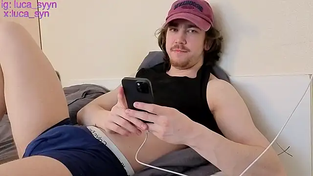 luca syn online show from March 5, 8:05 pm