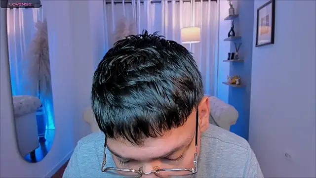 marcuswildx online show from November 21, 2:05 pm