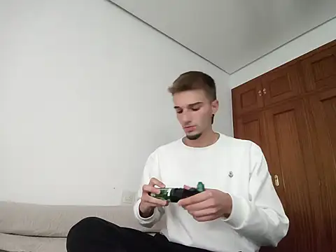 Snapshot of jorgeereyy chatting on October 21, 3:26 pm jorgeereyy online show from October 21, 3:26 pm