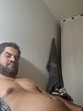 theking1 1 online show from February 5, 5:58 am