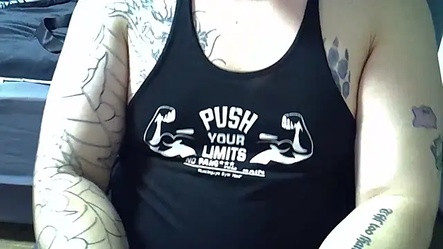 Snapshot of CAOSLOAD chatting on October 23, 9:02 am CAOSLOAD online show from October 23, 9:02 am