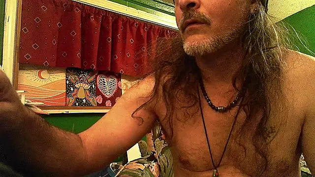 HippieDad333 online show from May 4, 9:11 am