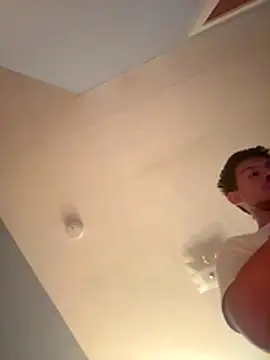 juanjR11 online show from November 19, 3:28 am