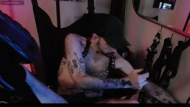 hungbot online show from February 17, 9:30 am