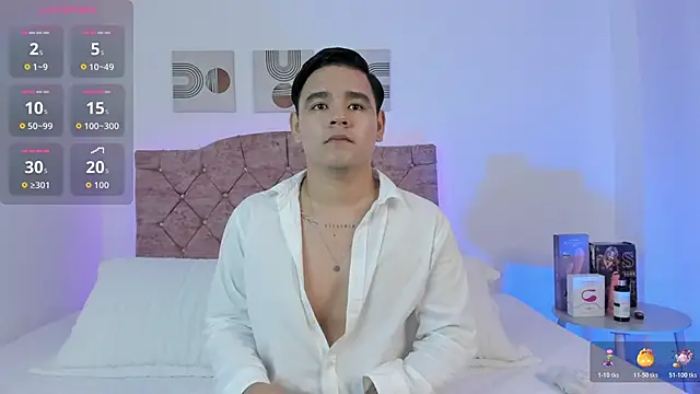 Snapshot of KairoBlaze chatting on October 24, 4:03 am KairoBlaze online show from October 24, 4:03 am