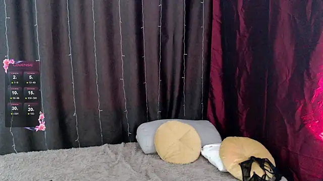 Snapshot of evan_reinhart chatting on October 24, 11:34 am evan reinhart online show from October 24, 11:34 am