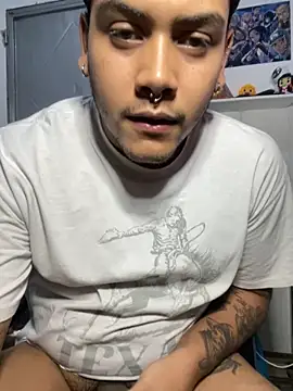 Snapshot of AaronMars_ chatting on October 30, 8:54 pm AaronMars  online show from October 30, 8:54 pm