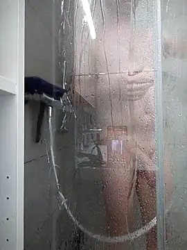 Snapshot of mandojed chatting on October 4, 7:08 pm mandojed online show from October 4, 7:08 pm