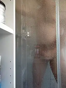 Snapshot of mandojed chatting on October 18, 8:52 am mandojed online show from October 18, 8:52 am