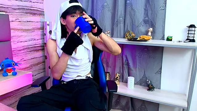 Lovers 21 online show from October 19, 9:51 pm