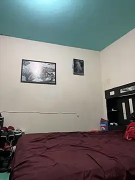 Sk3m veryhot online show from October 2, 8:07 am