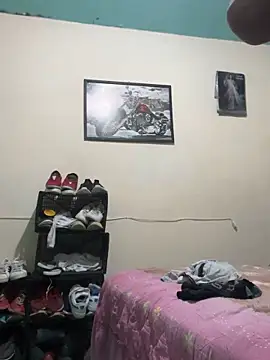 Sk3m veryhot online show from October 7, 1:21 am