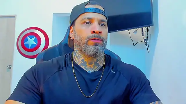 JoshRigby online show from January 11, 8:01 pm