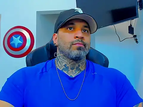 JoshRigby online show from October 25, 8:32 pm