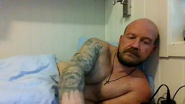 Snapshot of Real_viking chatting on October 25, 3:14 pm Real viking online show from October 25, 3:14 pm
