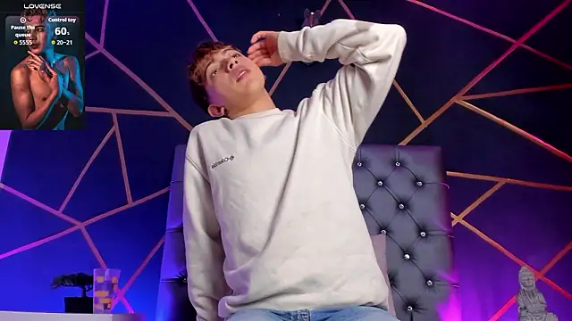 Lian Miller1  online show from February 6, 12:46 pm