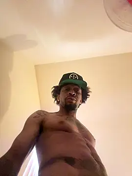 thefreakscomeoutatnight online show from October 13, 5:08 pm