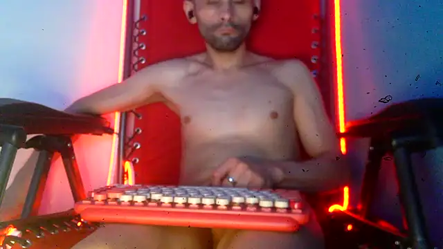 highinhtxx online show from March 8, 1:25 am