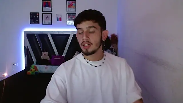 Sebasxxl12 online show from December 18, 5:58 am