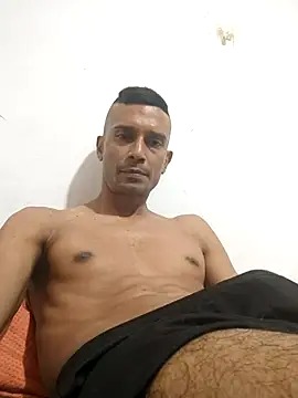 exotico2323 online show from April 3, 8:49 pm