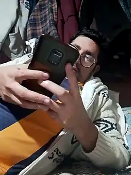 RAJV  online show from October 22, 11:19 pm