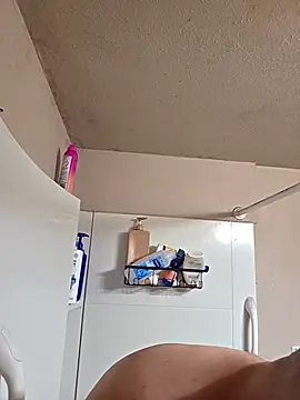 DeeBestEver online show from February 20, 5:04 pm