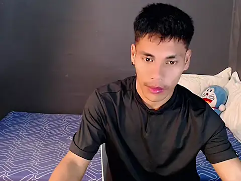 Snapshot of Cute_Lucas chatting on October 12, 12:54 pm Cute Lucas online show from October 12, 12:54 pm