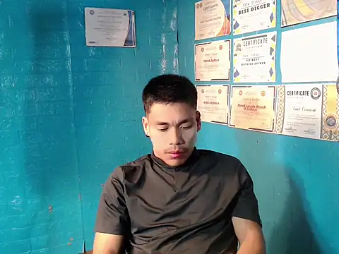 Snapshot of Cute_Lucas chatting on October 25, 6:59 am Cute Lucas online show from October 25, 6:59 am