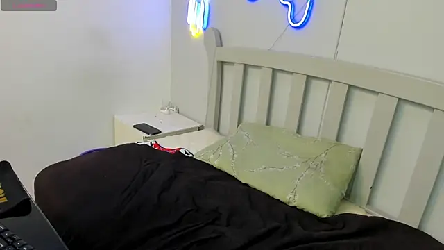 StiwenTwink online show from November 15, 7:16 pm