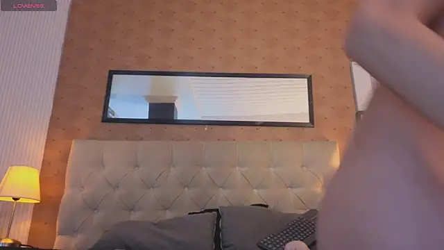 slim tian online show from April 11, 7:28 pm