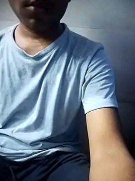 Snapshot of jeet_00 chatting on October 3, 9:14 am jeet 00 online show from October 3, 9:14 am