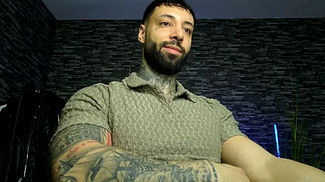 MasculineGuy99 online show from March 27, 9:05 pm