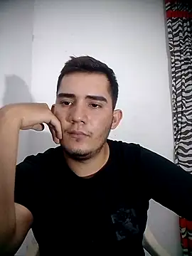 Snapshot of camilowhite_1 chatting on October 21, 7:39 pm camilowhite 1 online show from October 21, 7:39 pm