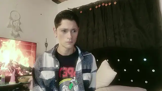 Tyler cat online show from October 29, 12:30 pm