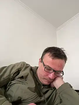 viktor1992-1-1 online show from February 23, 1:35 pm