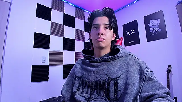 jeycobb online show from February 7, 11:39 am