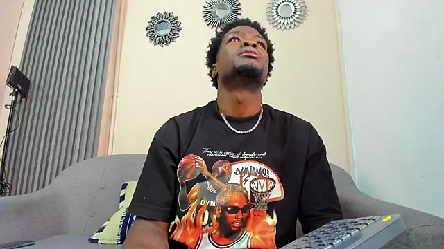 Snapshot of COMPTON_01 chatting on October 9, 3:28 pm COMPTON 01 online show from October 9, 3:28 pm