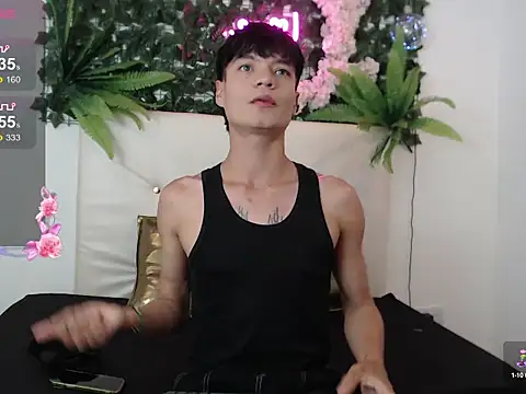 Snapshot of alex_russo__ chatting on October 8, 3:33 am alex russo   online show from October 8, 3:33 am