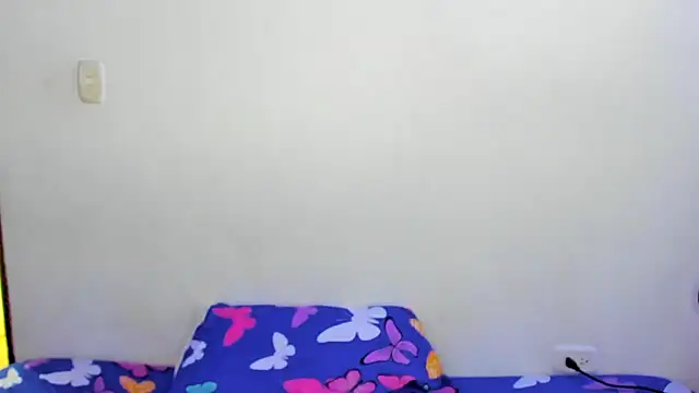 Snapshot of skyhot21 chatting on October 15, 5:31 pm skyhot21 online show from October 15, 5:31 pm