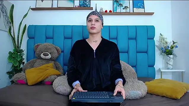 Brian hot online show from March 3, 11:28 am