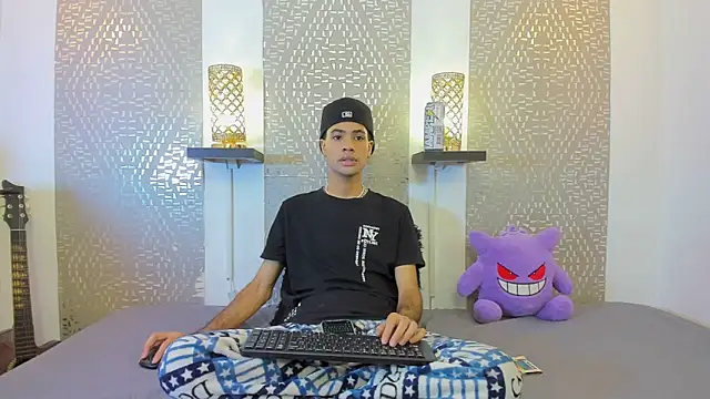 JacobBlackwell  online show from December 16, 8:05 pm