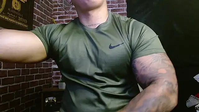 jordan bigcock  online show from May 21, 3:38 pm