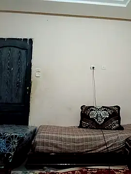 latarak321 online show from March 30, 10:00 pm