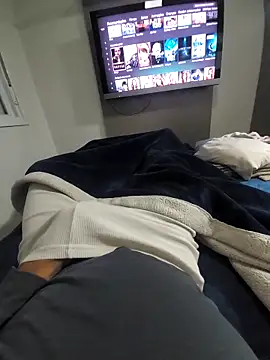 Merlin2310 online show from October 16, 2:08 am