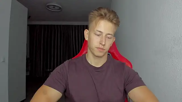 find0m master online show from November 24, 11:39 pm