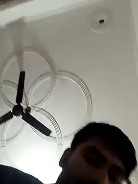 siddBus online show from December 14, 9:49 am